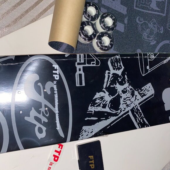 FTP SKATEBOARD DECK AND ACCESORIES ALL NEW IN WRAPS (RARE) - Picture 2 of 15